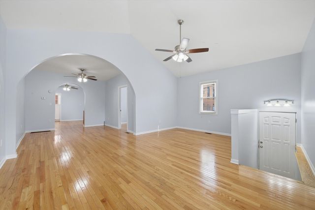 2125 W 18th Place 5, Chicago, IL 60608