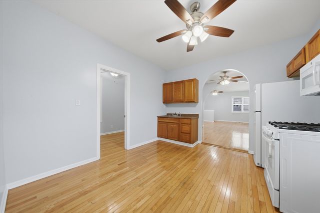 2125 W 18th Place 5, Chicago, IL 60608