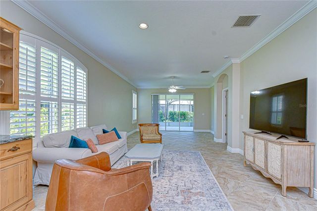 6069 SANDHILL RIDGE DRIVE, Lithia, FL 33547