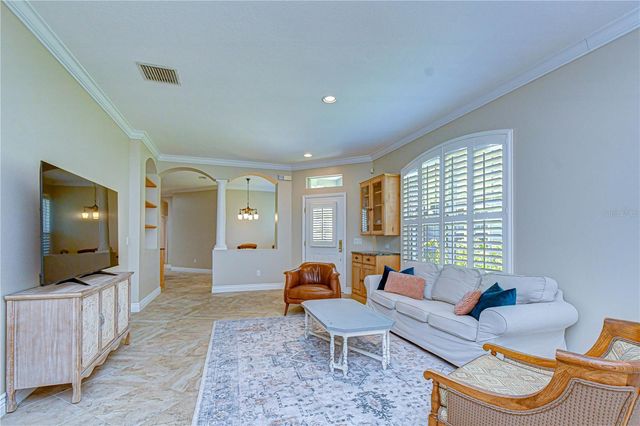 6069 SANDHILL RIDGE DRIVE, Lithia, FL 33547