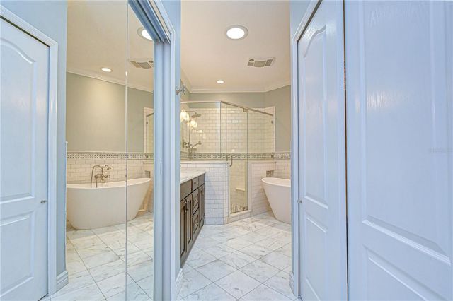 6069 SANDHILL RIDGE DRIVE, Lithia, FL 33547