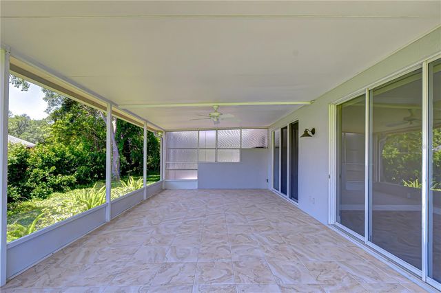 6069 SANDHILL RIDGE DRIVE, Lithia, FL 33547