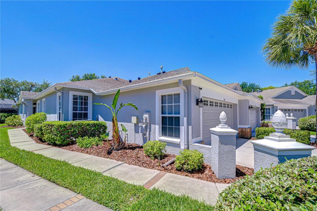 6069 SANDHILL RIDGE DRIVE, Lithia, FL 33547