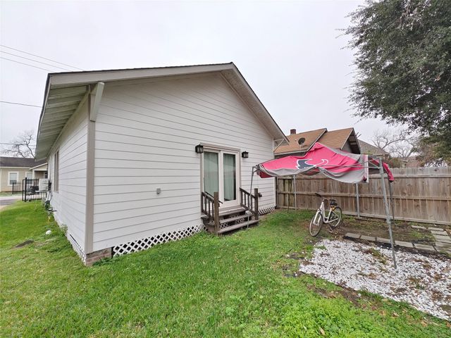 1217 Campbell Street, Houston, TX 77009