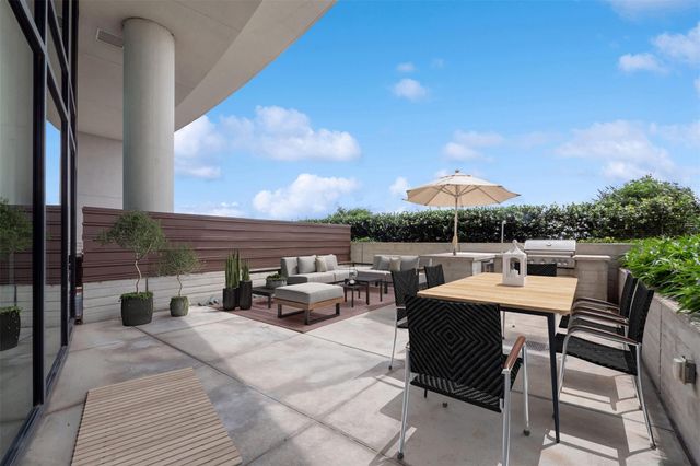 3333 Lake Street 13A, Houston, TX 77098