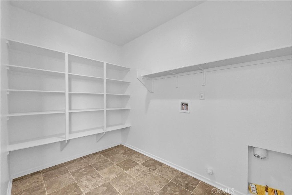 Image 16 of property listing at 29476 Canteen, Winchester, CA 92596