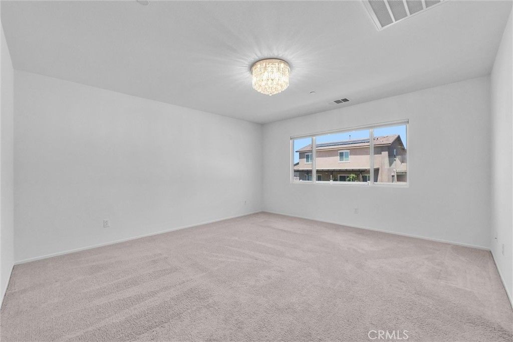 Image 17 of property listing at 29476 Canteen, Winchester, CA 92596