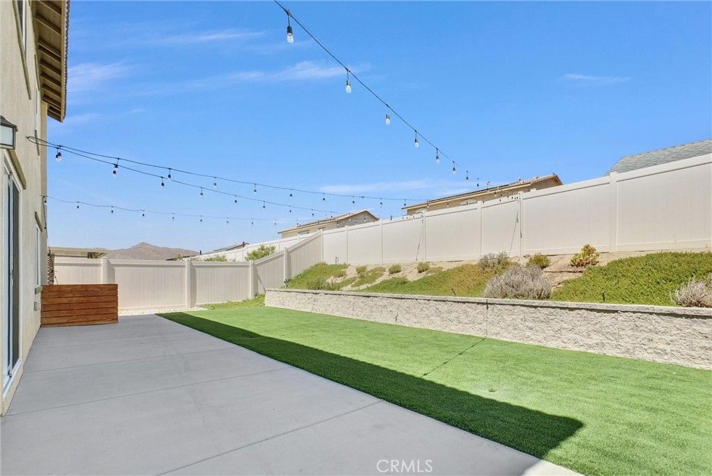 Image 27 of property listing at 29476 Canteen, Winchester, CA 92596