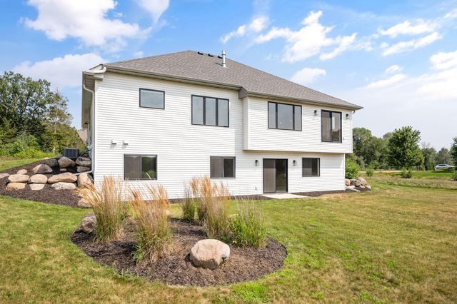 16764 Dakota Street NW, Andover, MN 55304