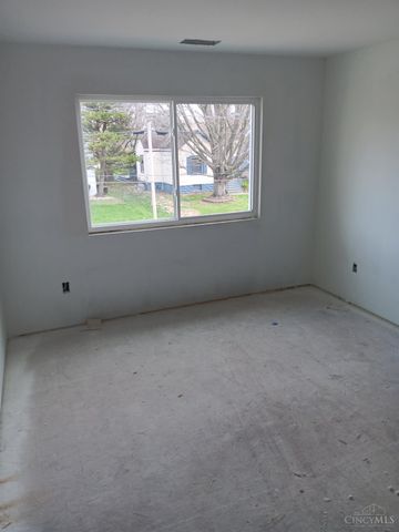 4223 South Avenue, Silverton, OH 45236