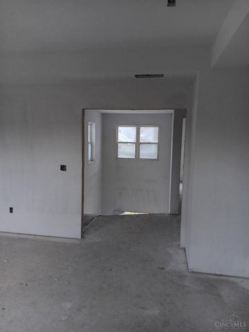 4223 South Avenue, Silverton, OH 45236