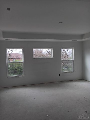 4223 South Avenue, Silverton, OH 45236