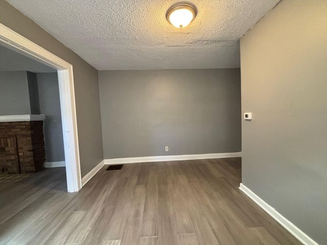 1091 S Champion Avenue, Columbus, OH 43206