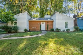 5812 Rock Hollow Drive, Charlotte, NC 28212