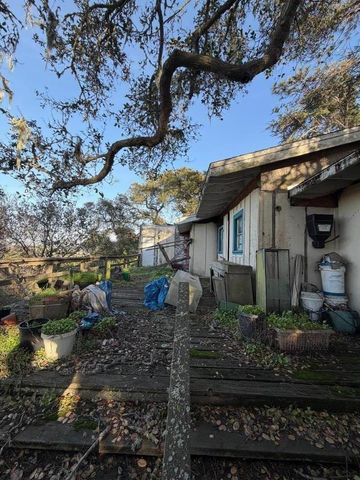 6070 Skyline Drive, El Sobrante, CA 94803