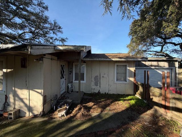 6070 Skyline Drive, El Sobrante, CA 94803