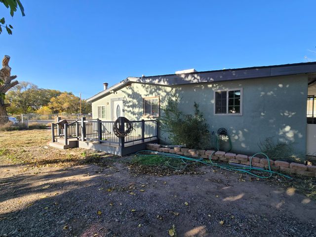 3305 Highway 47, Los Lunas, NM 87031