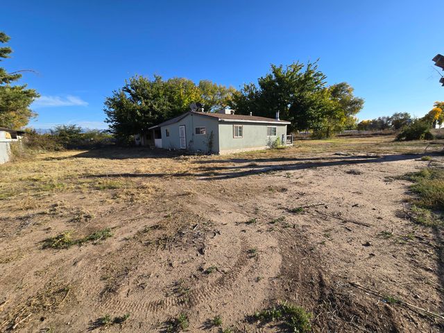 3305 Highway 47, Los Lunas, NM 87031