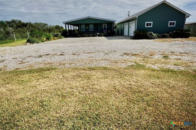3043 W Harrison Avenue, Port O'connor, TX 77982