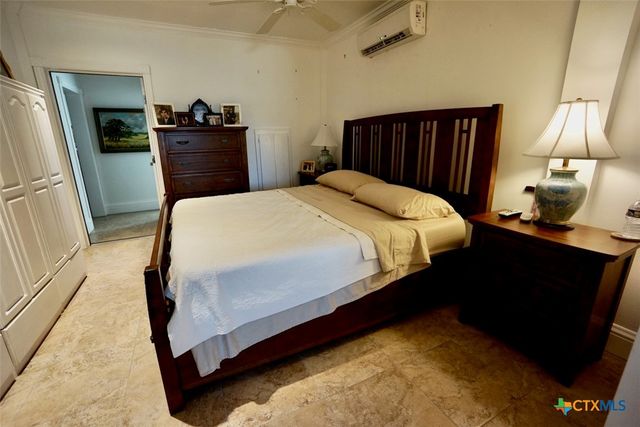 3043 W Harrison Avenue, Port O'connor, TX 77982