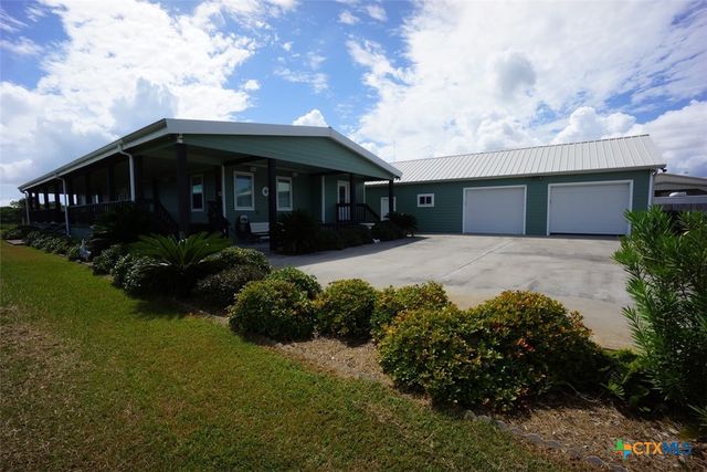 3043 W Harrison Avenue, Port O'connor, TX 77982