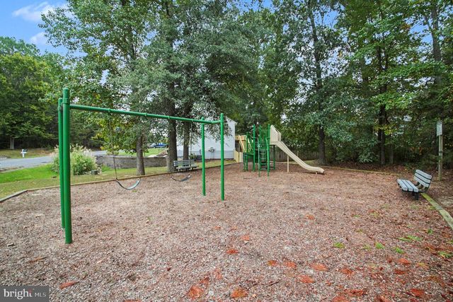 10126 SHARON SPRINGS DR, Fredericksburg, VA 22408