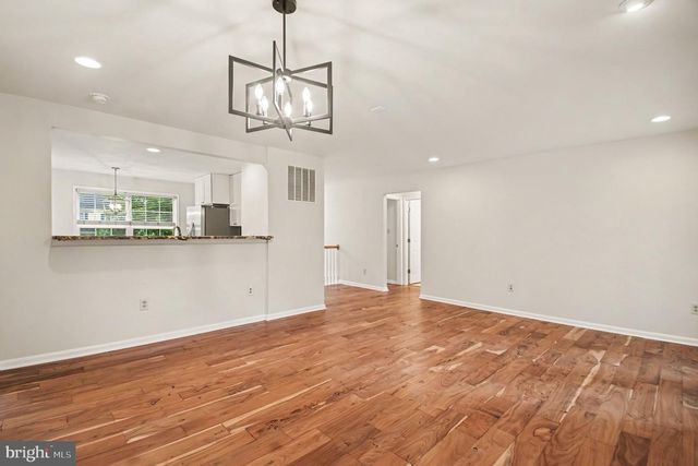10126 SHARON SPRINGS DR, Fredericksburg, VA 22408