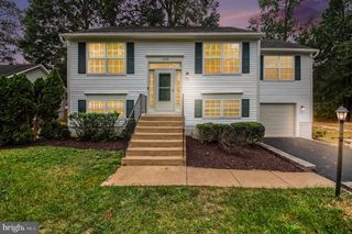 10126 SHARON SPRINGS DR, Fredericksburg, VA 22408