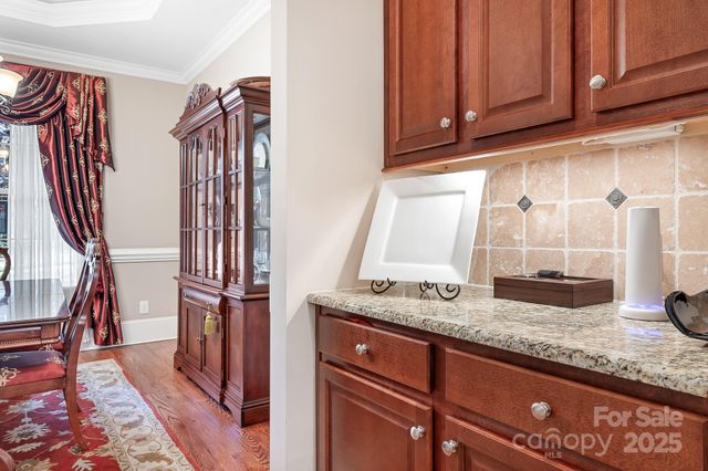 7945 Rolling Creek Court, Charlotte, NC 28270