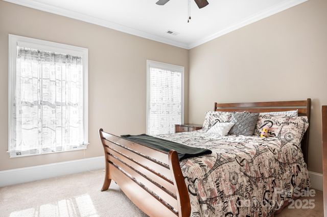 7945 Rolling Creek Court, Charlotte, NC 28270