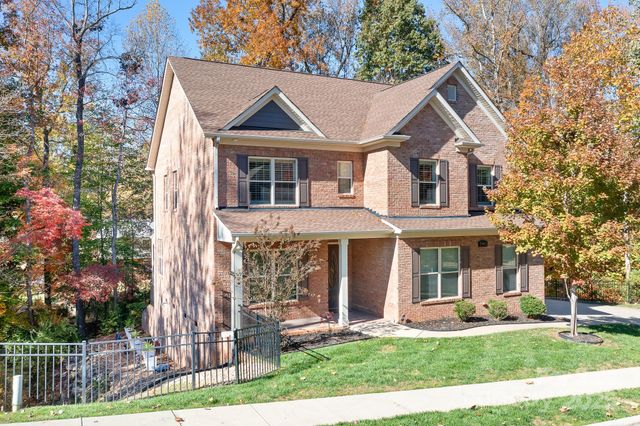 7945 Rolling Creek Court, Charlotte, NC 28270
