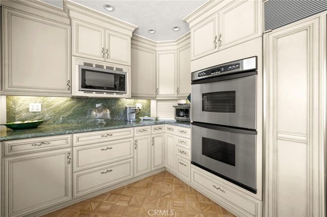 26009 Redbluff Drive, Calabasas, CA 91302