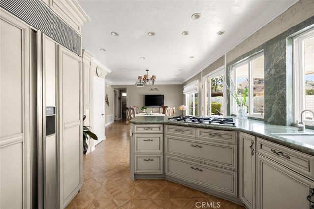 26009 Redbluff Drive, Calabasas, CA 91302