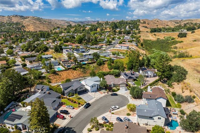 26009 Redbluff Drive, Calabasas, CA 91302