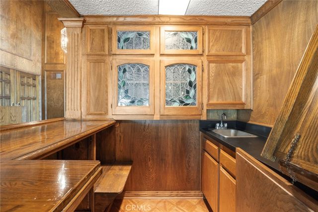 26009 Redbluff Drive, Calabasas, CA 91302
