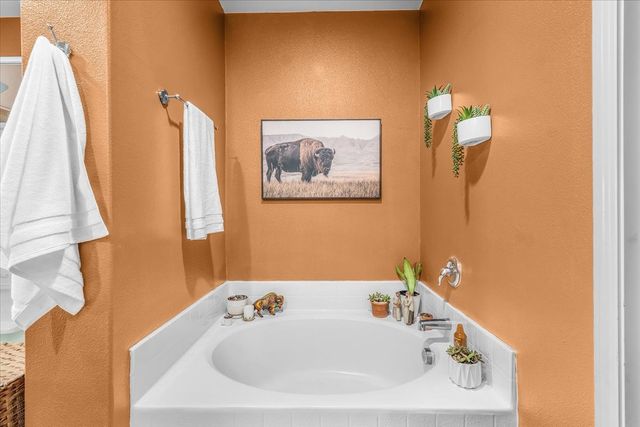 112 Yearling Court, Newark, TX 76071