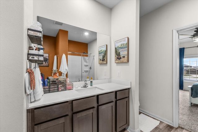 112 Yearling Court, Newark, TX 76071