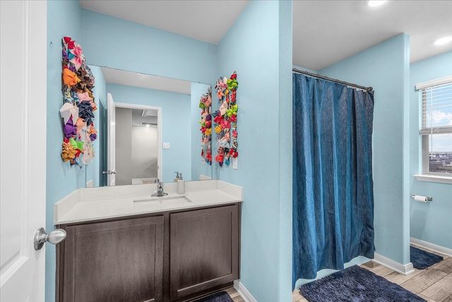 112 Yearling Court, Newark, TX 76071