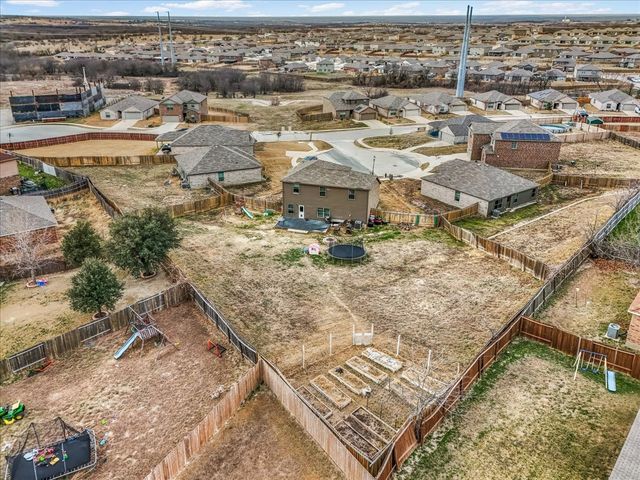 112 Yearling Court, Newark, TX 76071