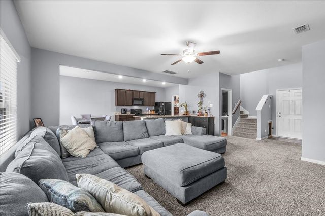 112 Yearling Court, Newark, TX 76071