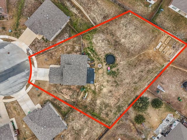 112 Yearling Court, Newark, TX 76071