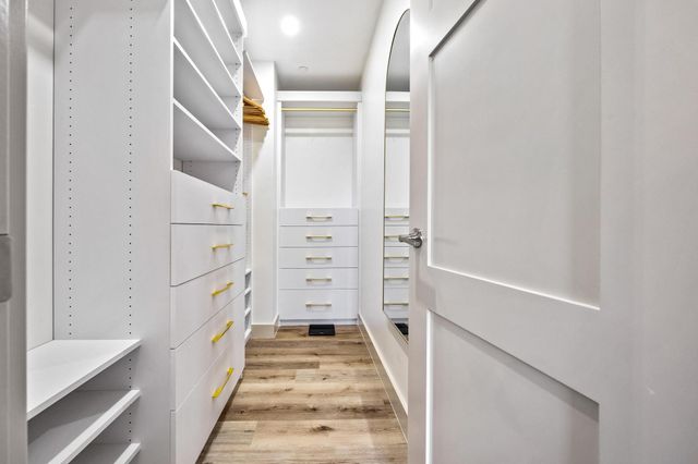 428 SE 12th Court 428, Fort Lauderdale, FL 33316