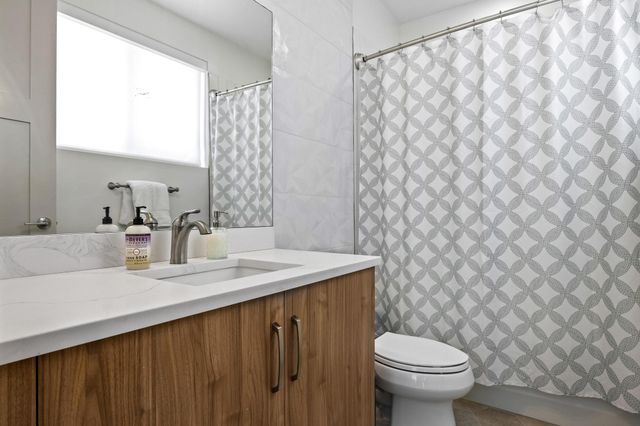 428 SE 12th Court 428, Fort Lauderdale, FL 33316