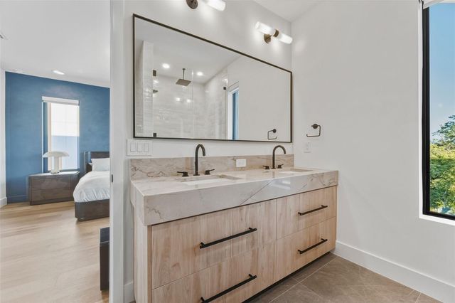 2502 N HIGHLAND AVENUE 2, Tampa, FL 33602