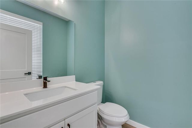 1072 Brookglynn Trace, Decatur, GA 30032