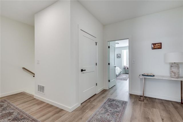 1072 Brookglynn Trace, Decatur, GA 30032