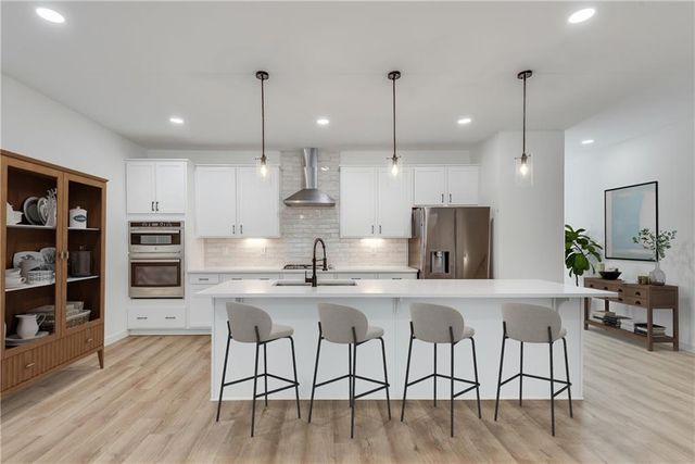 1072 Brookglynn Trace, Decatur, GA 30032