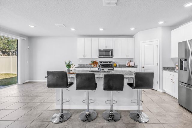 219 LOVELY COURT, Plant City, FL 33566