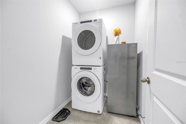 219 LOVELY COURT, Plant City, FL 33566