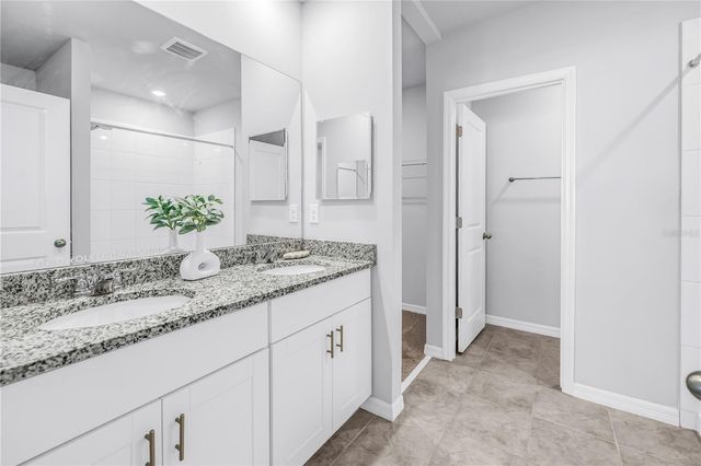 219 LOVELY COURT, Plant City, FL 33566